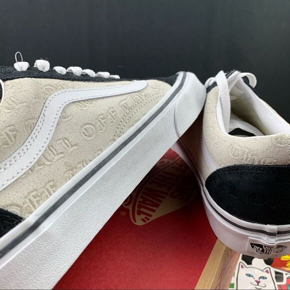 Vans Old Skool Suede Deboss Logo Women’s Various Sizes - Picture 10 of 12